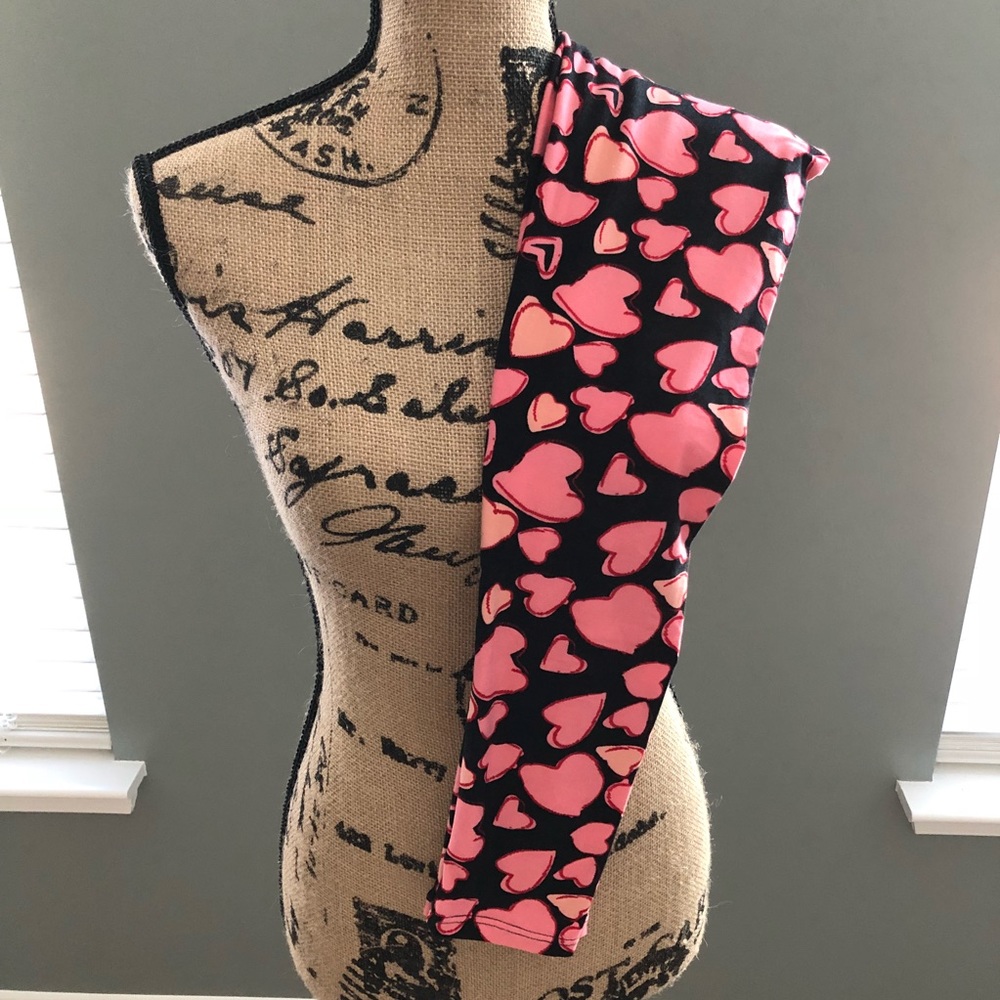 LuLaRoe Valentines OS Leggings